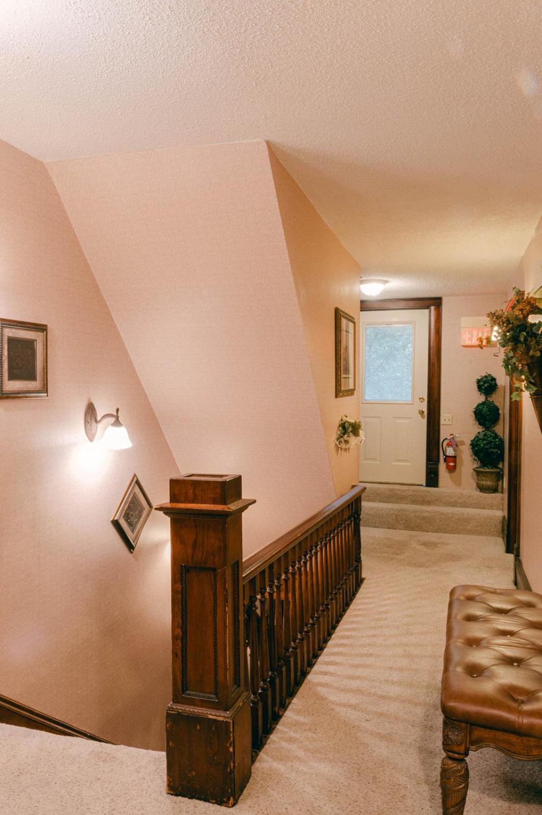 Bed and Breakfast The Wolf Manor Ellinwood Zewnętrze zdjęcie